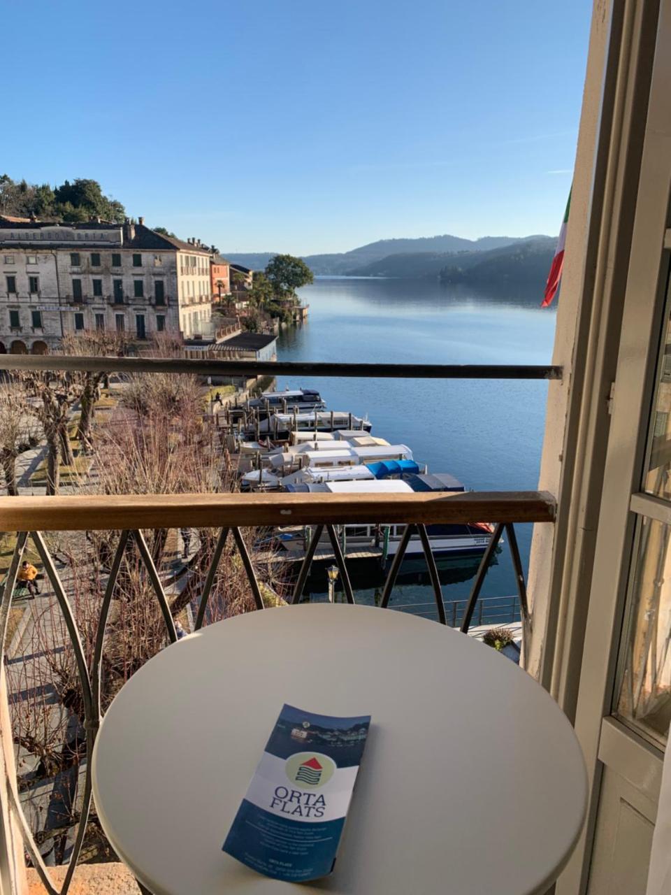 -Ortaflats- Appartamenti Imbarcadero & Palazzotto Орта-Сан-Джулио Экстерьер фото